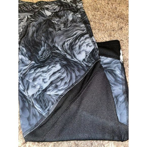 Champion Women's Patterned Black & White Skinny Leggings Size Small - Picture 9 of 11